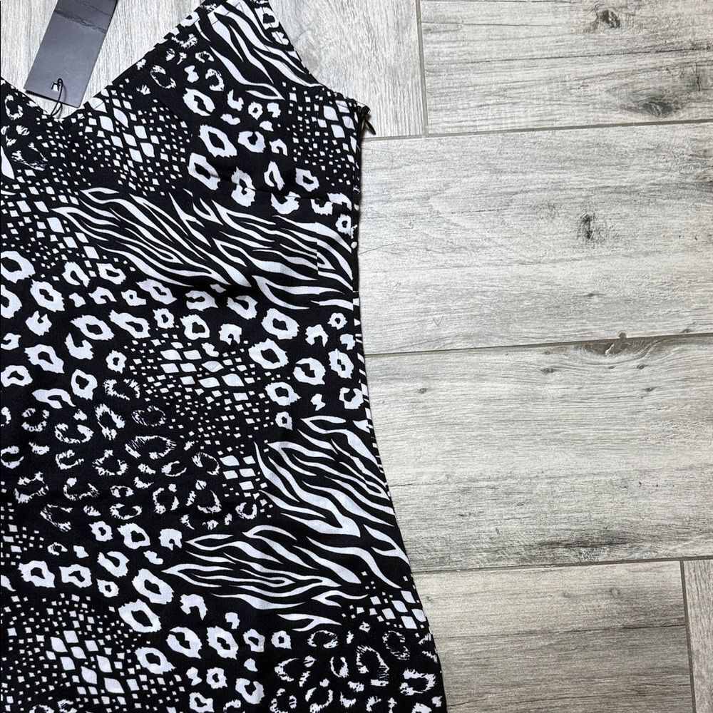 Nasty Gal Monochrome Abstract Dress Size US 2 - Picture 5 of 7